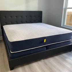 BLACK FRIDAY SPECIAL! QUEEN SIZE BED / PILLOW TOP MATTRESS / BOX SPRING AND DELIVERY $500  