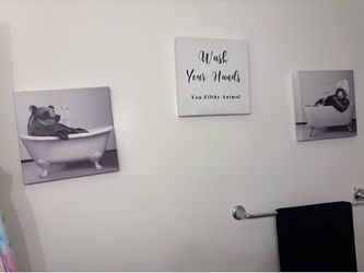 Bathroom decor