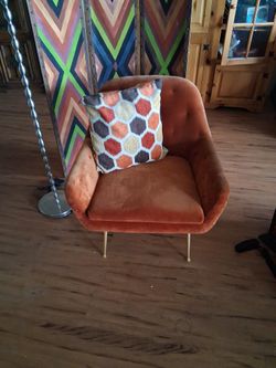 Retro Accent Chair