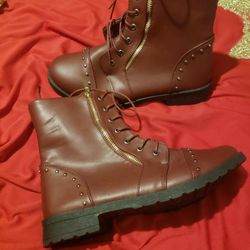 Brand New Women's Boots