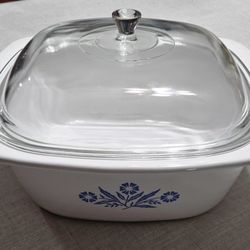 CorningWare 4 Qt Covered Casserole – Blue Cornflower w/ Lid