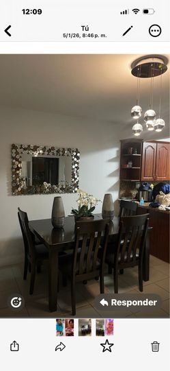 Mesa de comedor con 4 sillas y bench