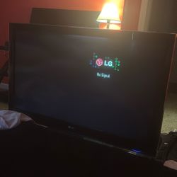 50/55 inch LG tv works perfect excellent condition 