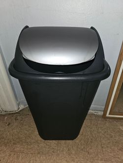 IKEA persby 30 gallon trash can