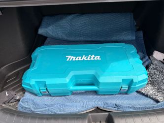 Makita demolition jackhammer
