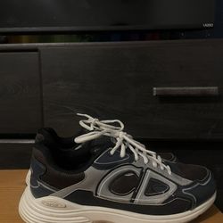 B30 dior (THROW OFFER)