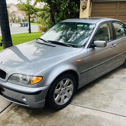 2005 BMW 325i