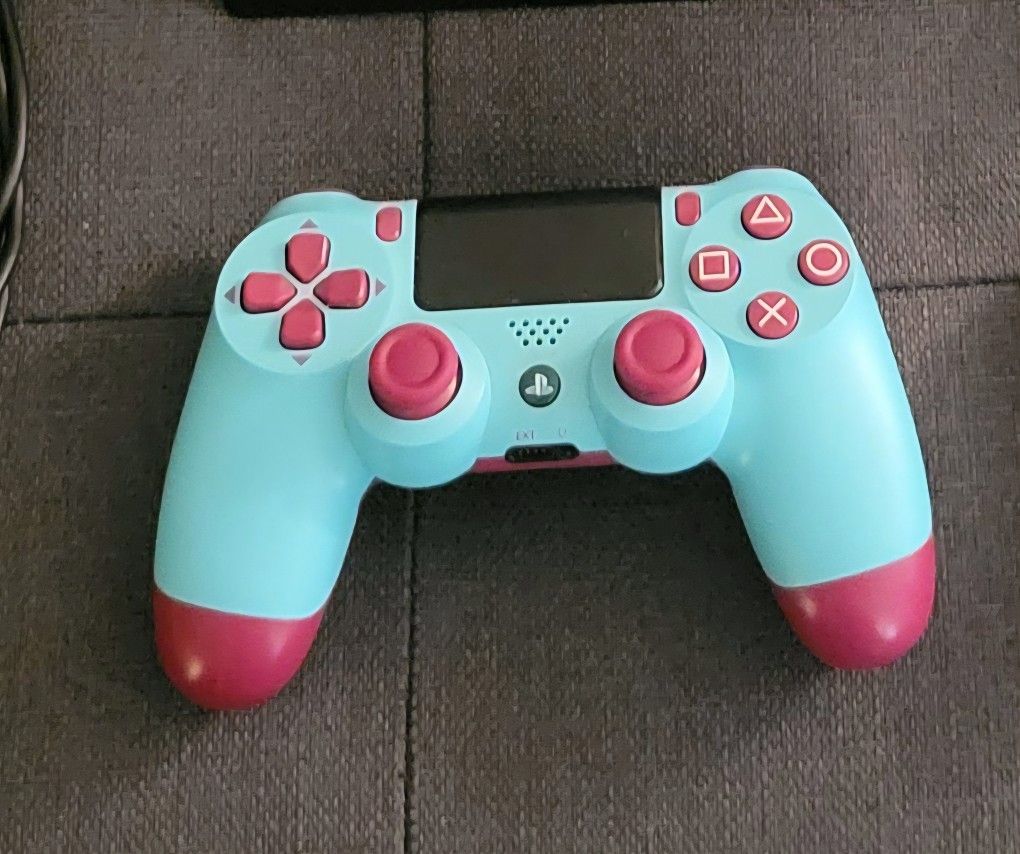 PS4 Controller