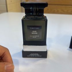 Tom Ford oud wood 
