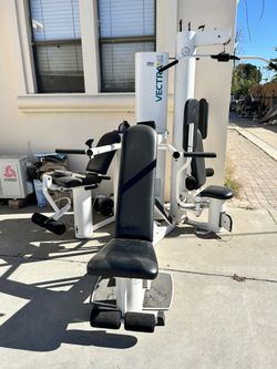 Almost New Body Builder Sport Set