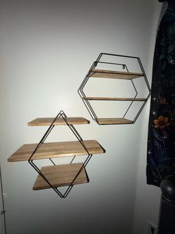 Geometric shelf’s