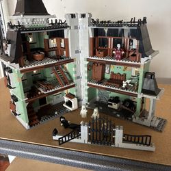 Lego Haunted Mansion - Monster Hunters With Minority’s