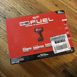 Milwaukee 1/2 Inch Impact Torque Wrench 