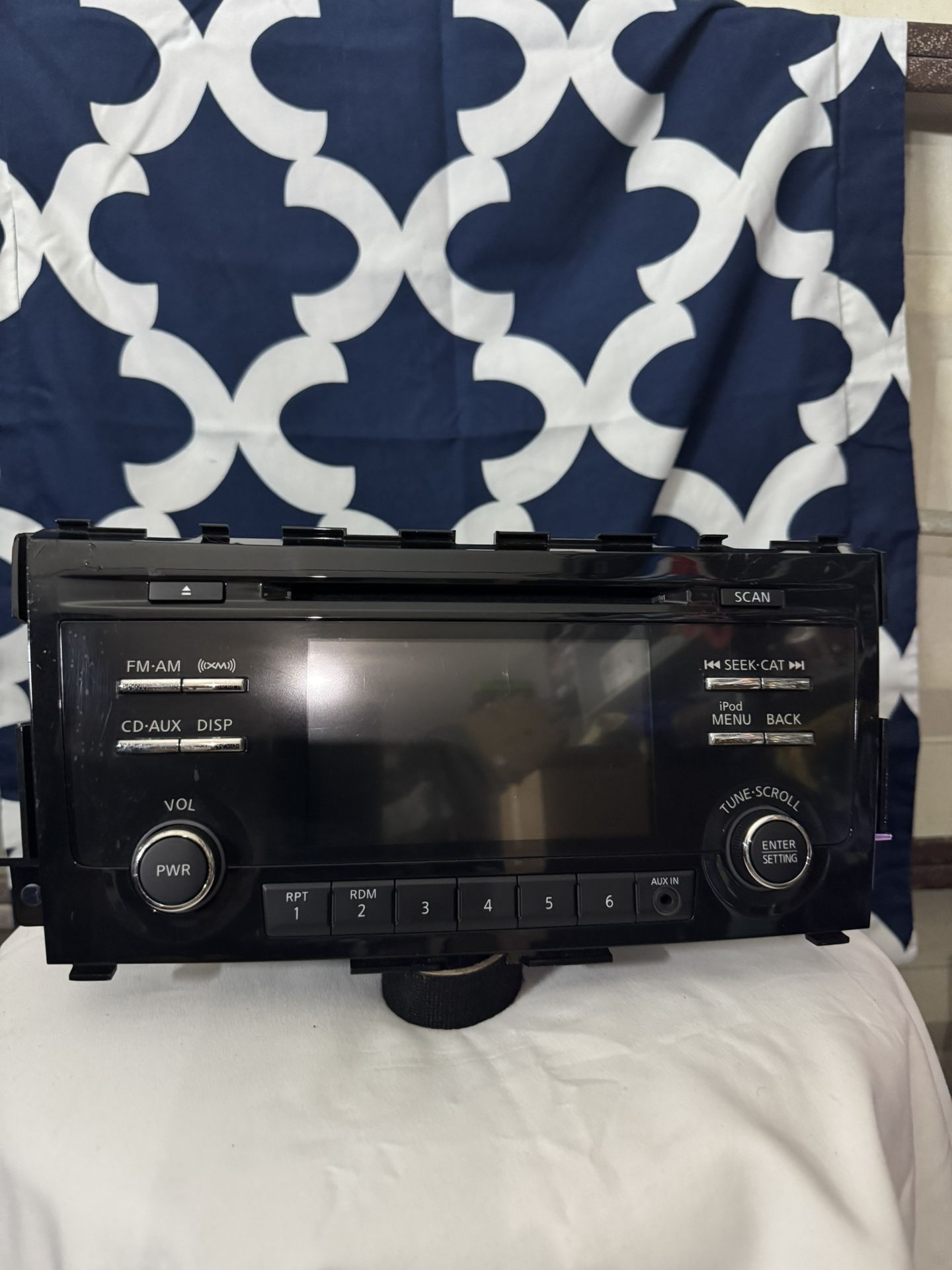 Nissan Original Car Radio 