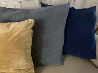 Oversized Pillows 20”x20” Each $12