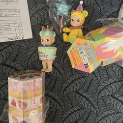 Sonny Angel Birthday Gift Bear Series Mint Cake or Yellow Bear