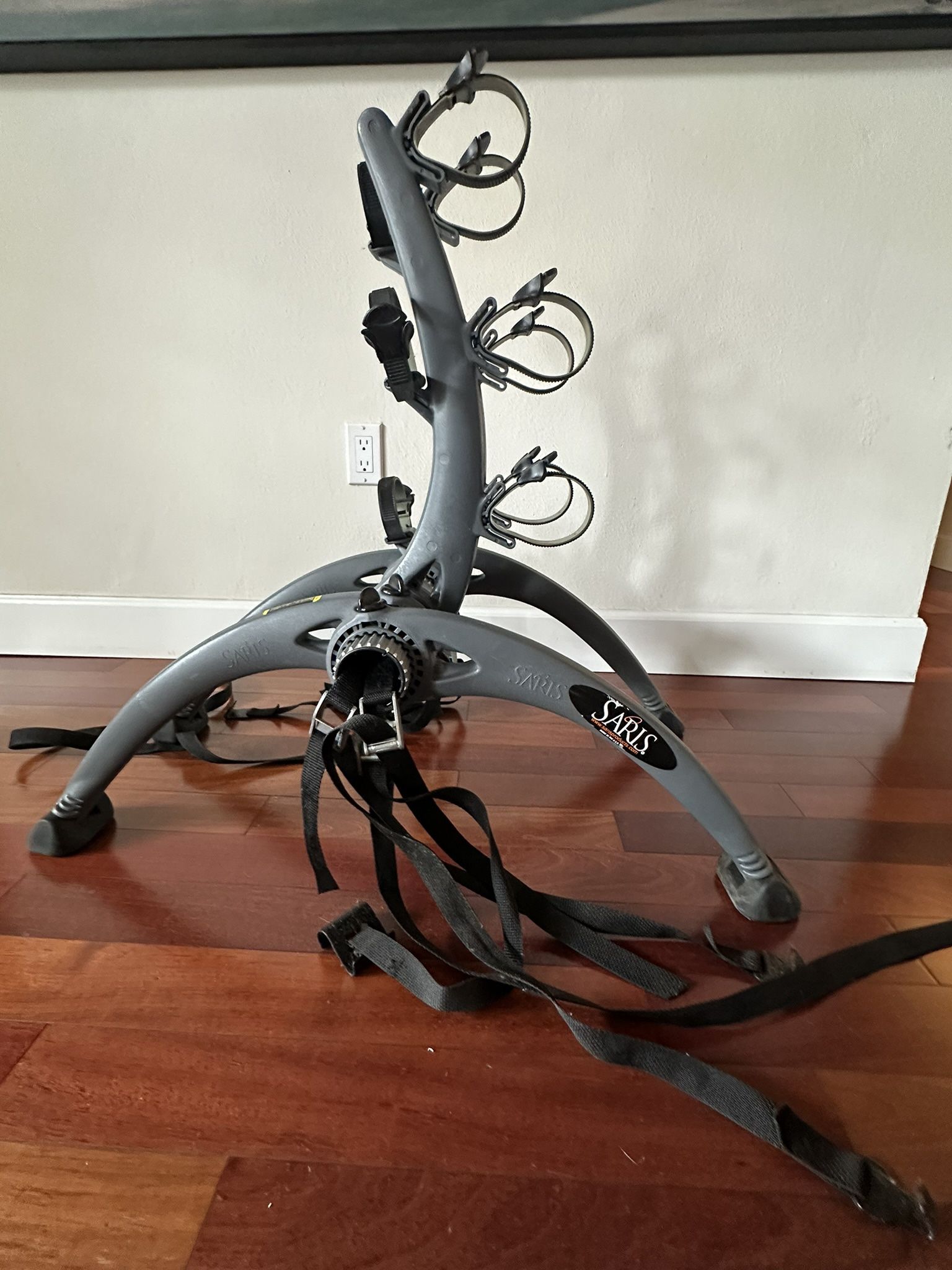 Saris Bones 3 - Trunk/Rear Hatch Mount - Three Bike Upright Rack
