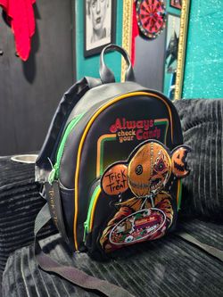 Trick or trick sam backpack