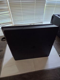 PS4 Slim Edition. 500gb