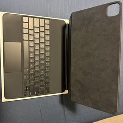 iPad Pro 12.9 inch Magic Keyboard (3rd, 4th, 5th gen)