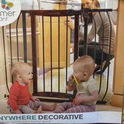 Summer Infant Anywhere Decorative Walk-Thru Pet and Baby Gate