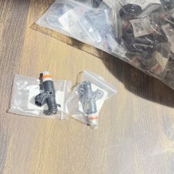 Fuel Injectors 3.2l  v6  $100 A Set