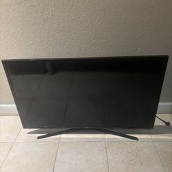 55’ Samsung TV & 40’ Insignia TV