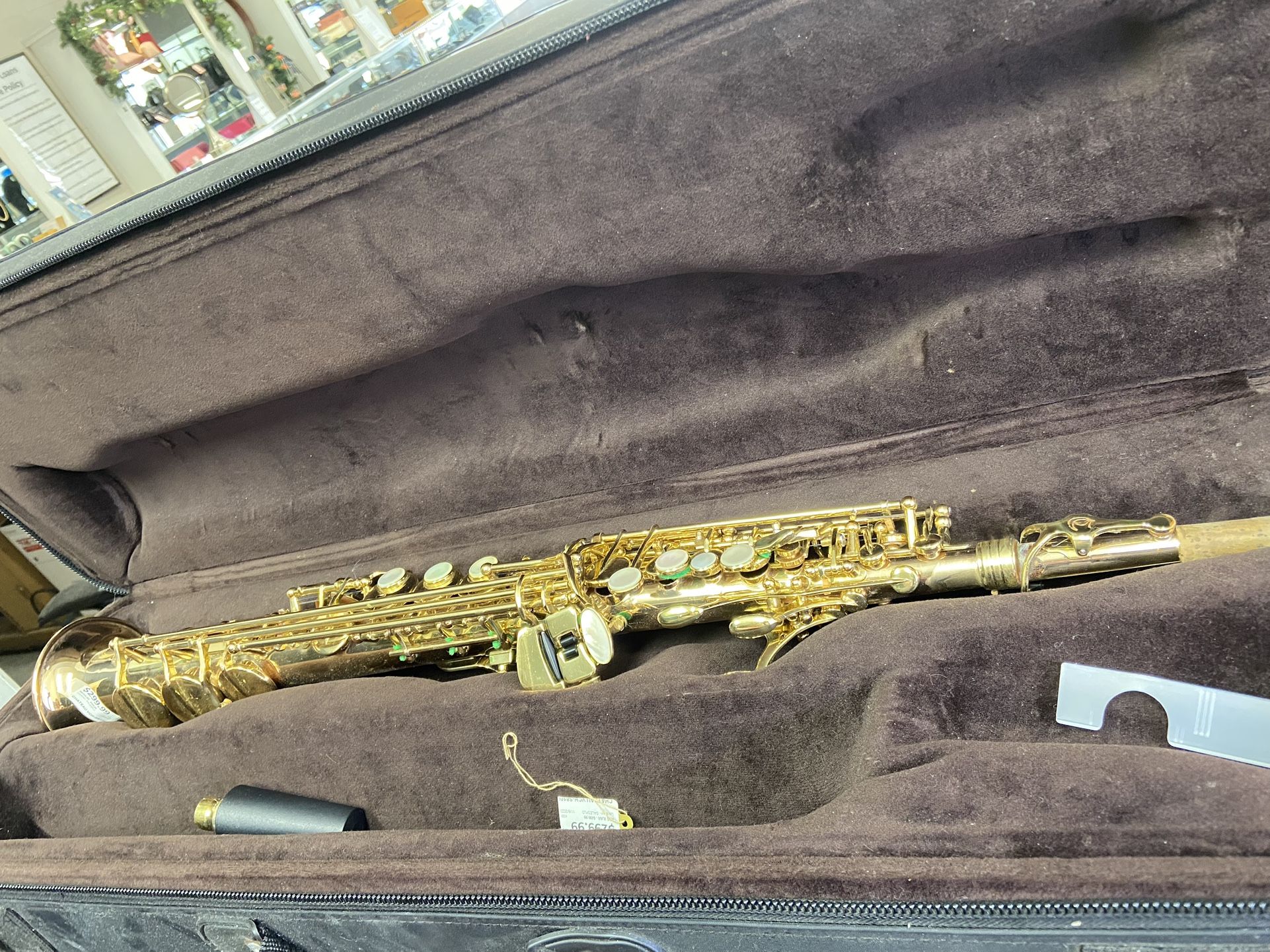 Chateau Saxophone