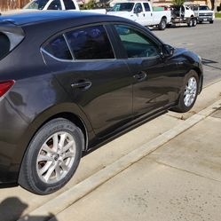 2015 Mazda3 hatchback