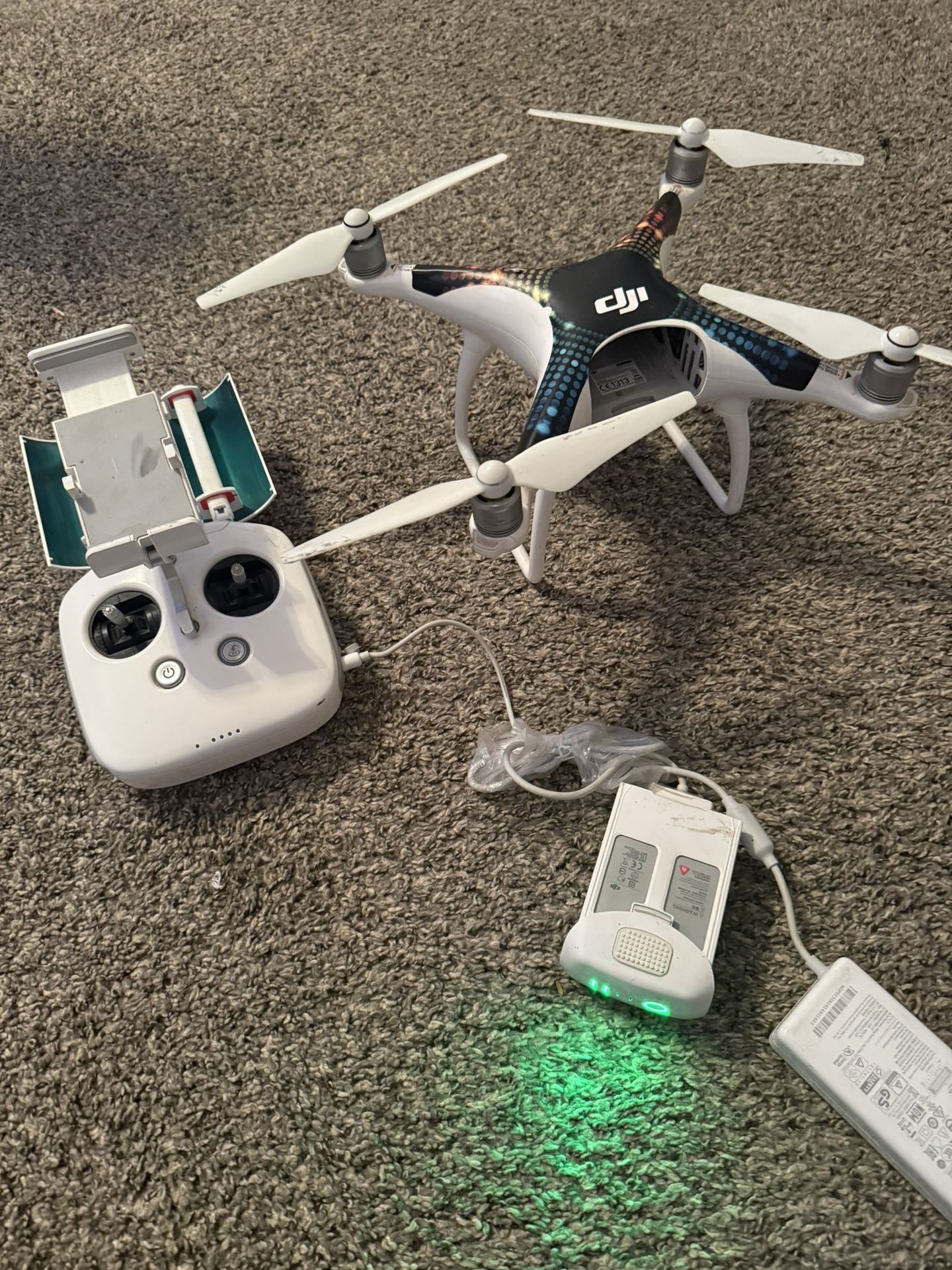PHANTOM 4
