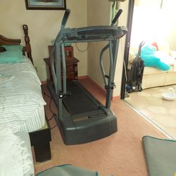 Pro-form Cross walk 365e Treadmill