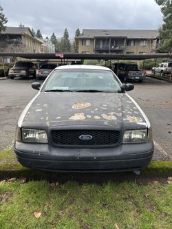 2005 Ford Crown Victoria