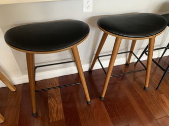 Brentwood 25” Counter
