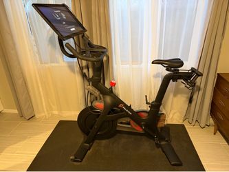 Peloton - Barely Used - w Weights and Add Ons