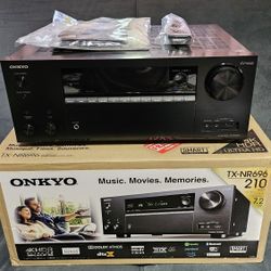 Onkyo TX-NR696   7.2 Channel Receiver Dolby Atmos 100WRMSx7