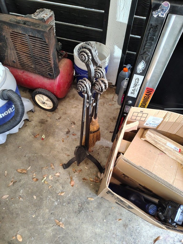 Junk? Hit Me Up..