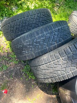 Tires 325/55/22