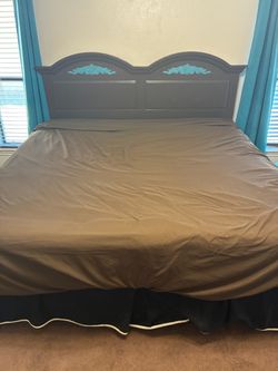 Wood Bed Frame with Headboard