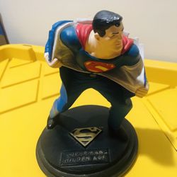 SUPERMAN 7" STATUE CLARK KENT CHANGING TO MAN OF STEEL