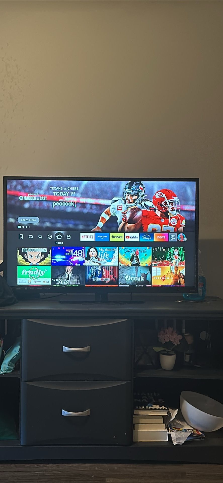 36 Inch Vizio TV READ THE FULL DESCRIPTION
