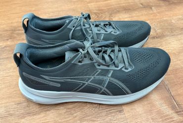 Asics Gel Kayano 31 Men’s Sneakers.  Size 15