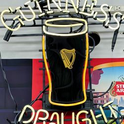 Guinness Neon Beer Light