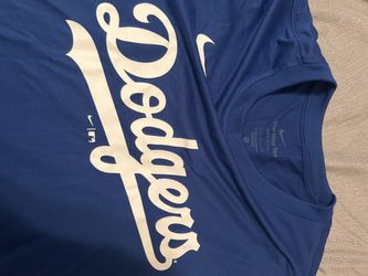 Dodger tshirt