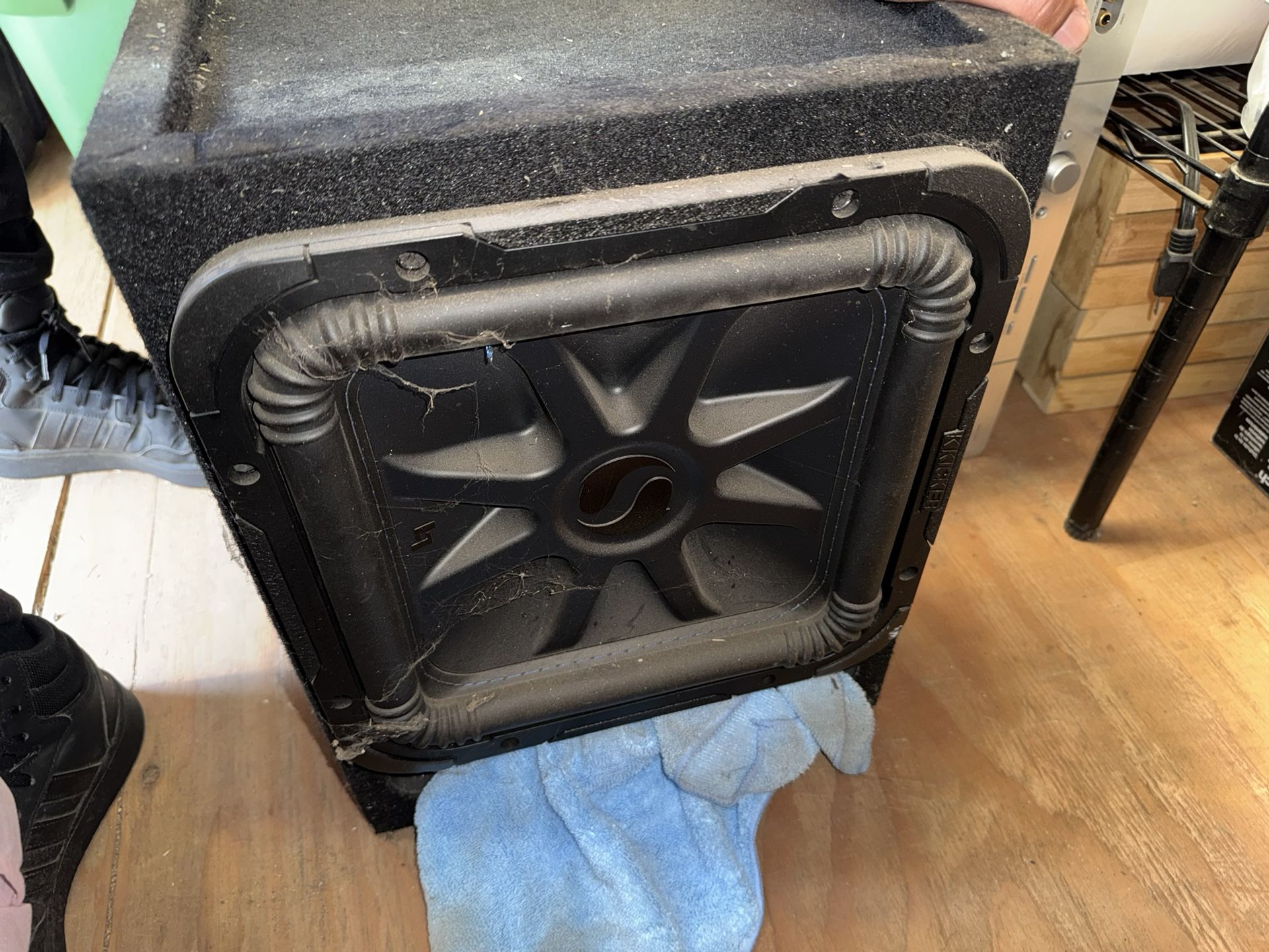 Ported Subwoofer Box, 12 Inch Kicker L7 & Avionixx AXA 900M Amp