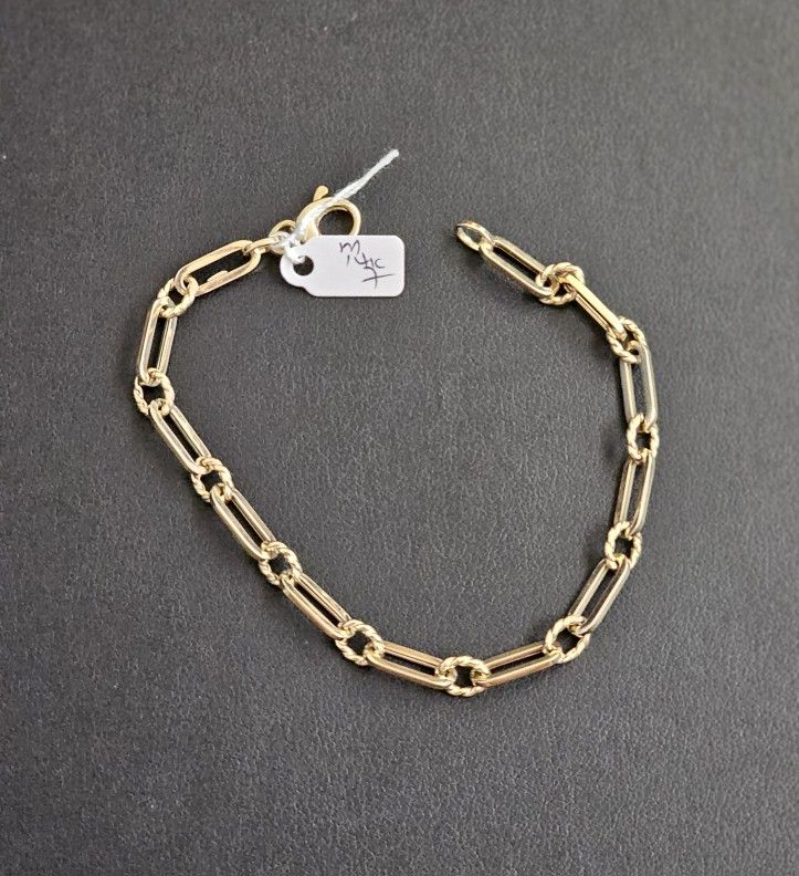 14k Gold Bracelet 7 Inch
