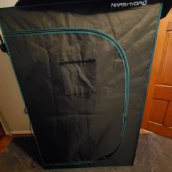 Mars Hydro 2x4x6 ft Grow Tent