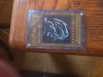 Blue eyes white dragon