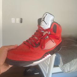 Jordan 5 Retro Raging Bull 