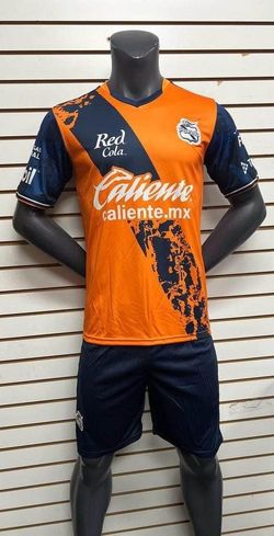 Uniforms Soccer / Uniformez Fútbol