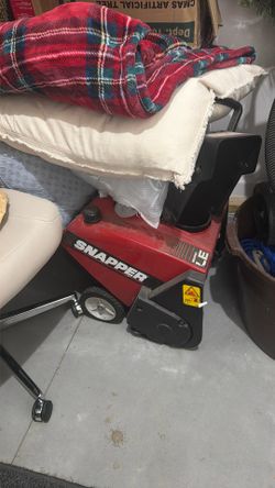 Gas snapper snowblower